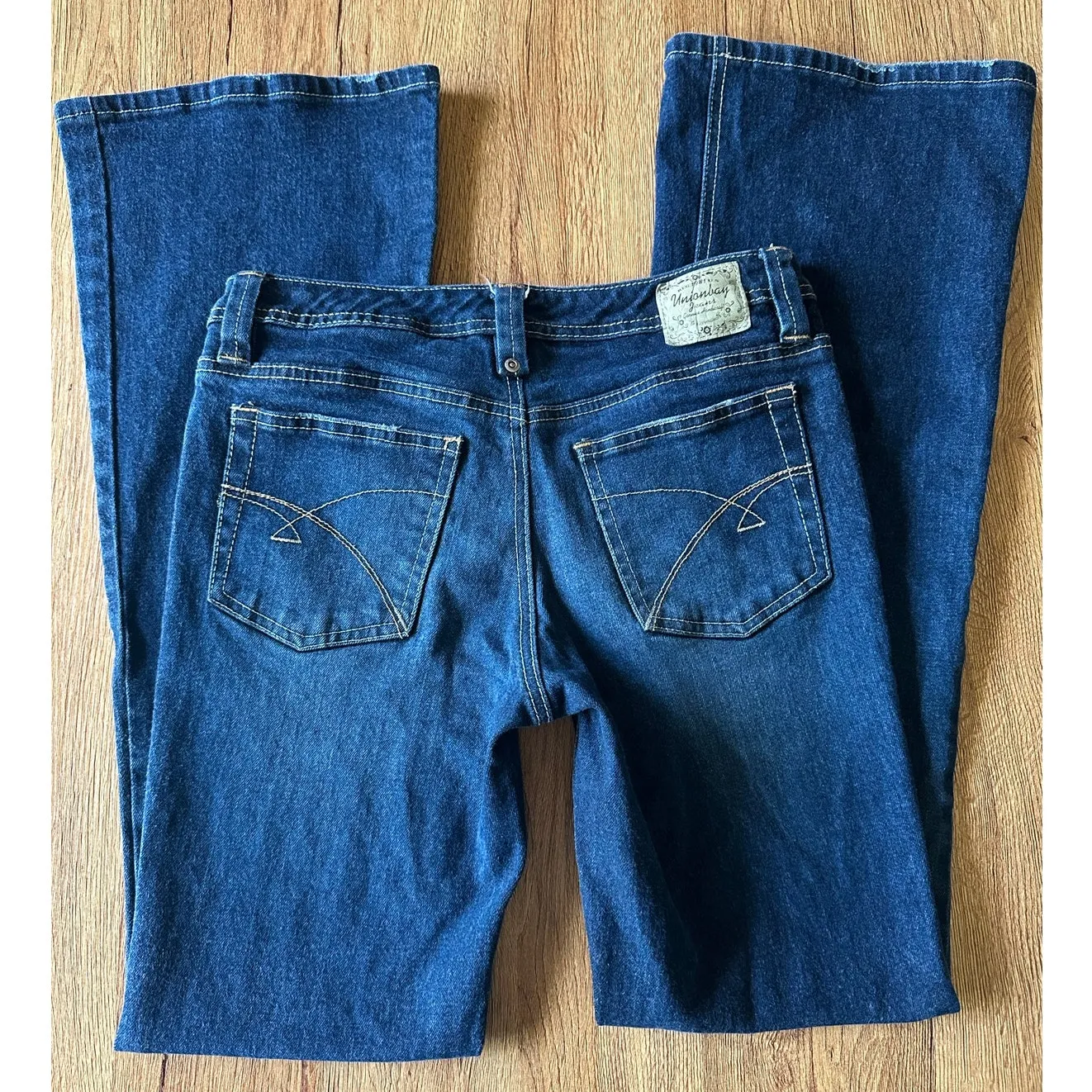 Unionbay Vtg Dark Wash Mid Rise Flare Jeans Size 5 - Image 3