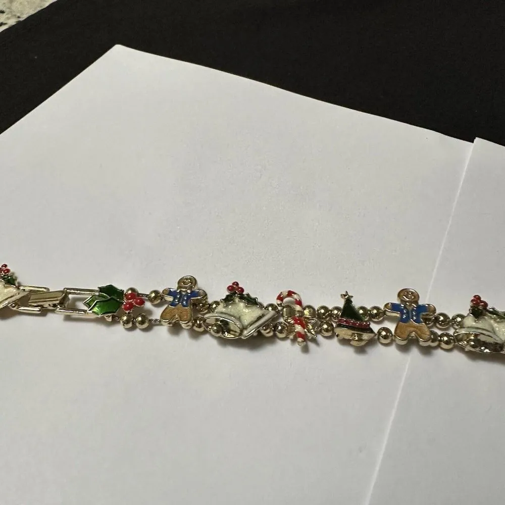 Signed Avon Christmas Holiday Bracelet 7 1/2 Inch / Extension For 9 Inch Gold - Image 4