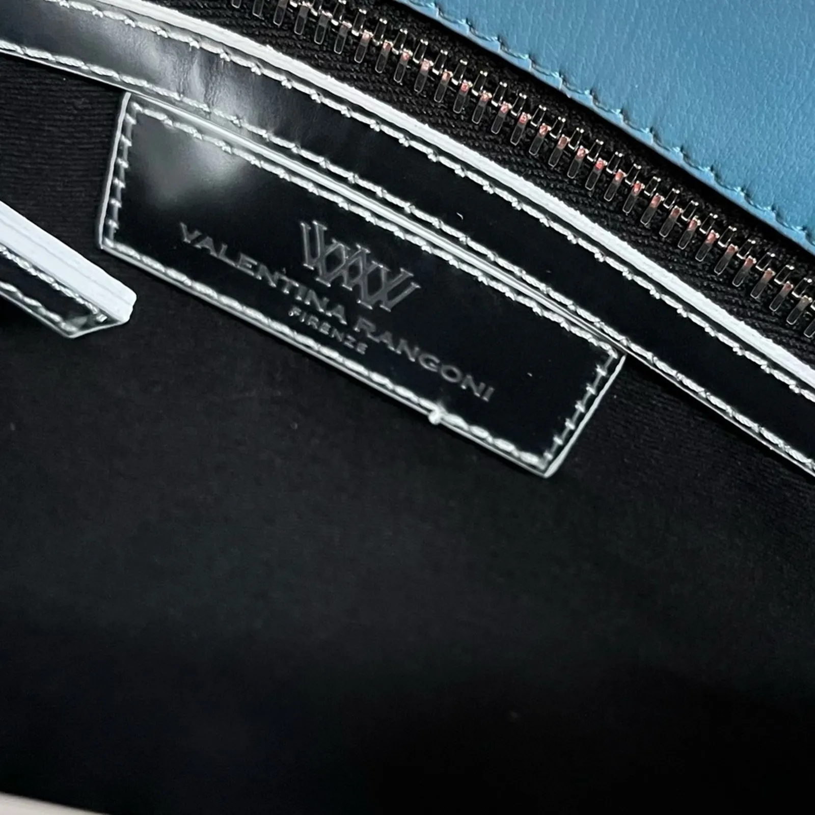 Valentina Rangoni Perfetta Cameo Jewel Shoulder Bag Silver Calfskin Leather - Image 7