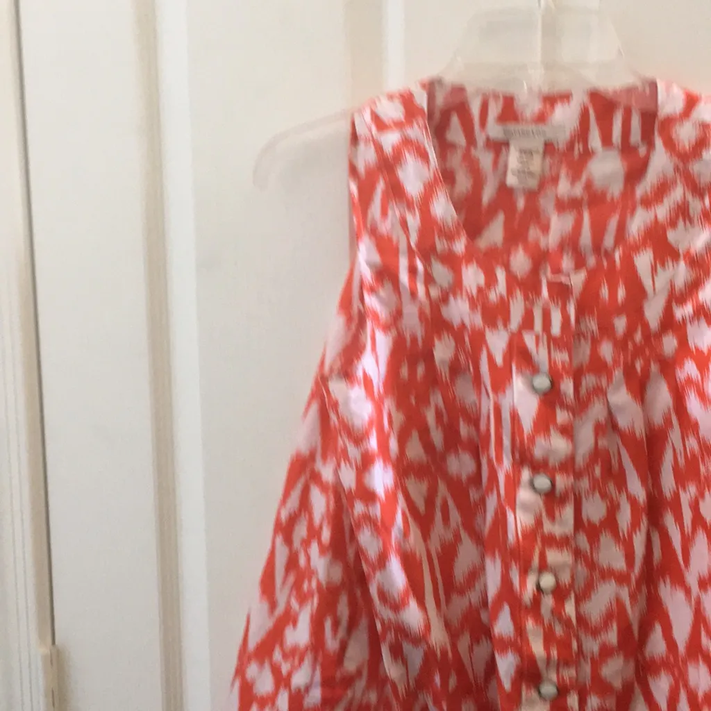 Covington FINAL MARKDOWN Ladies silk  blouse small petite - Image 2