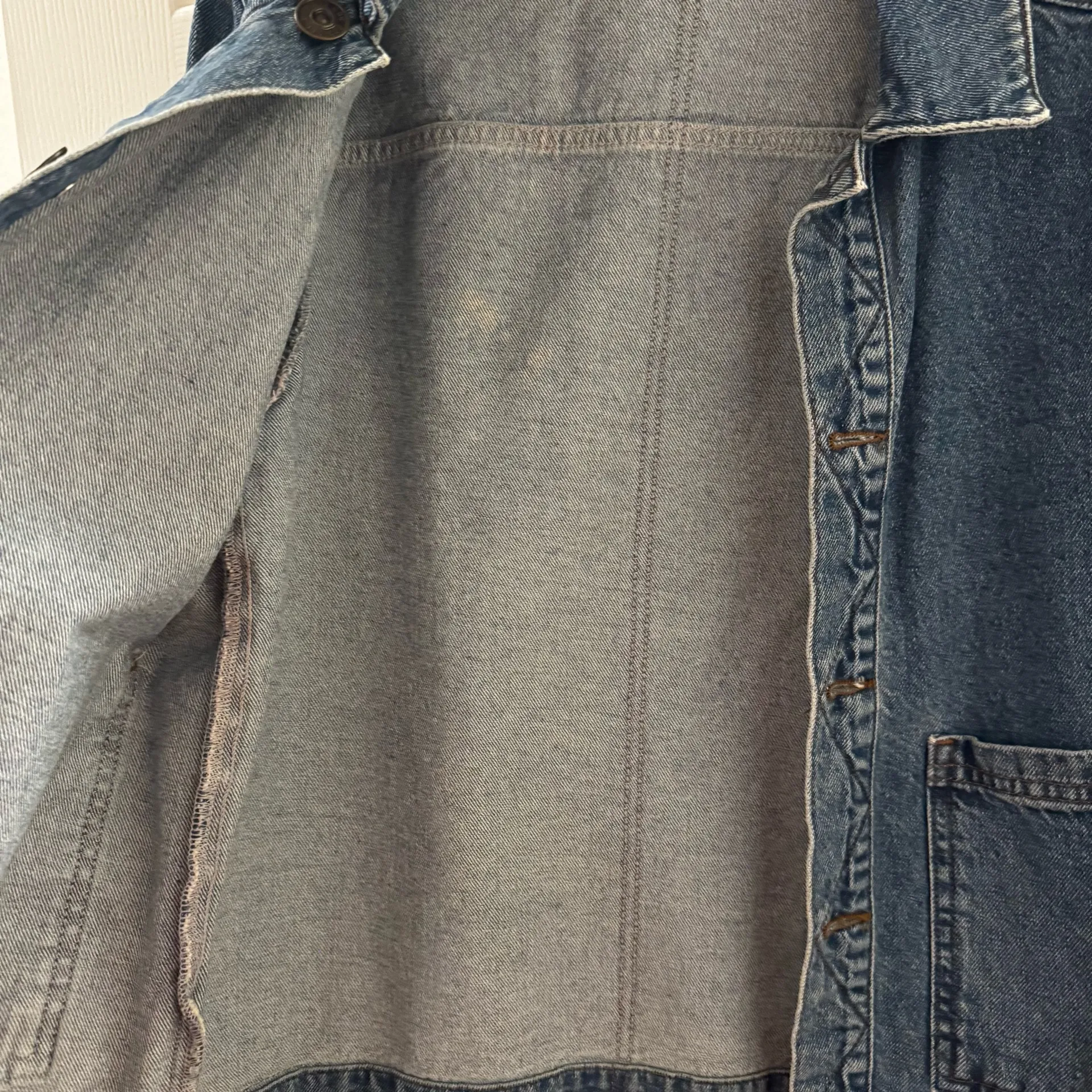 BDG UO Blue Denim Jacket with Two Front Pockets - Image 3