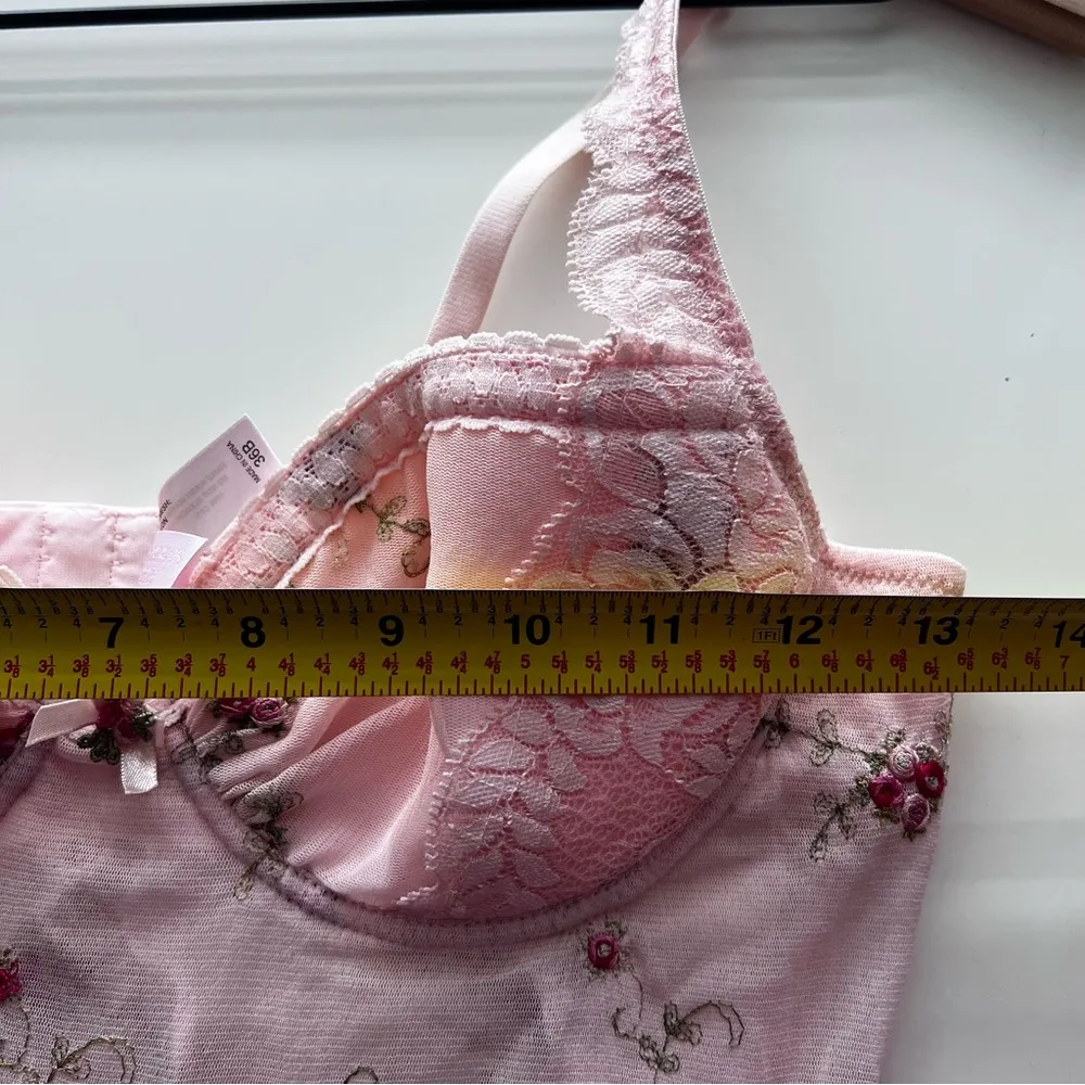 Victoria’s Secret Pink lace cami top with ruffle trim Mesh floral embroidery 36B - Image 3