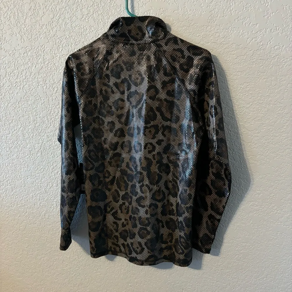Cowgirl Tuff Quarter Zip Pullover Leopard Print Size Small NWT Brown - Image 4