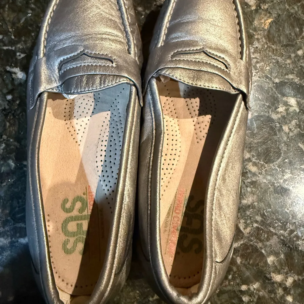 SAS Tripad Comfort Womens Size 7.5 Pewter Leather Loafers Slip On‎ Shoes NWOT R Silver - Image 7
