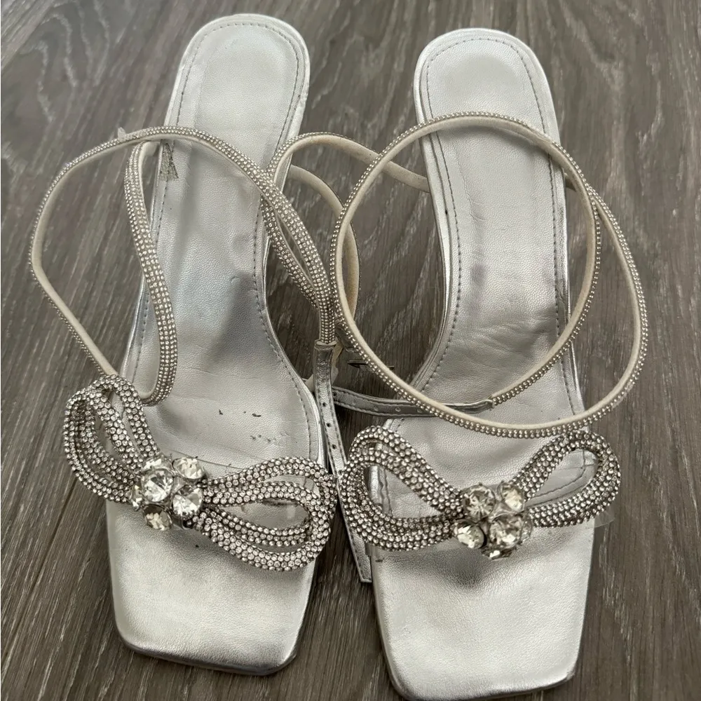 Silver Pump Heels Size 8 - Image 2