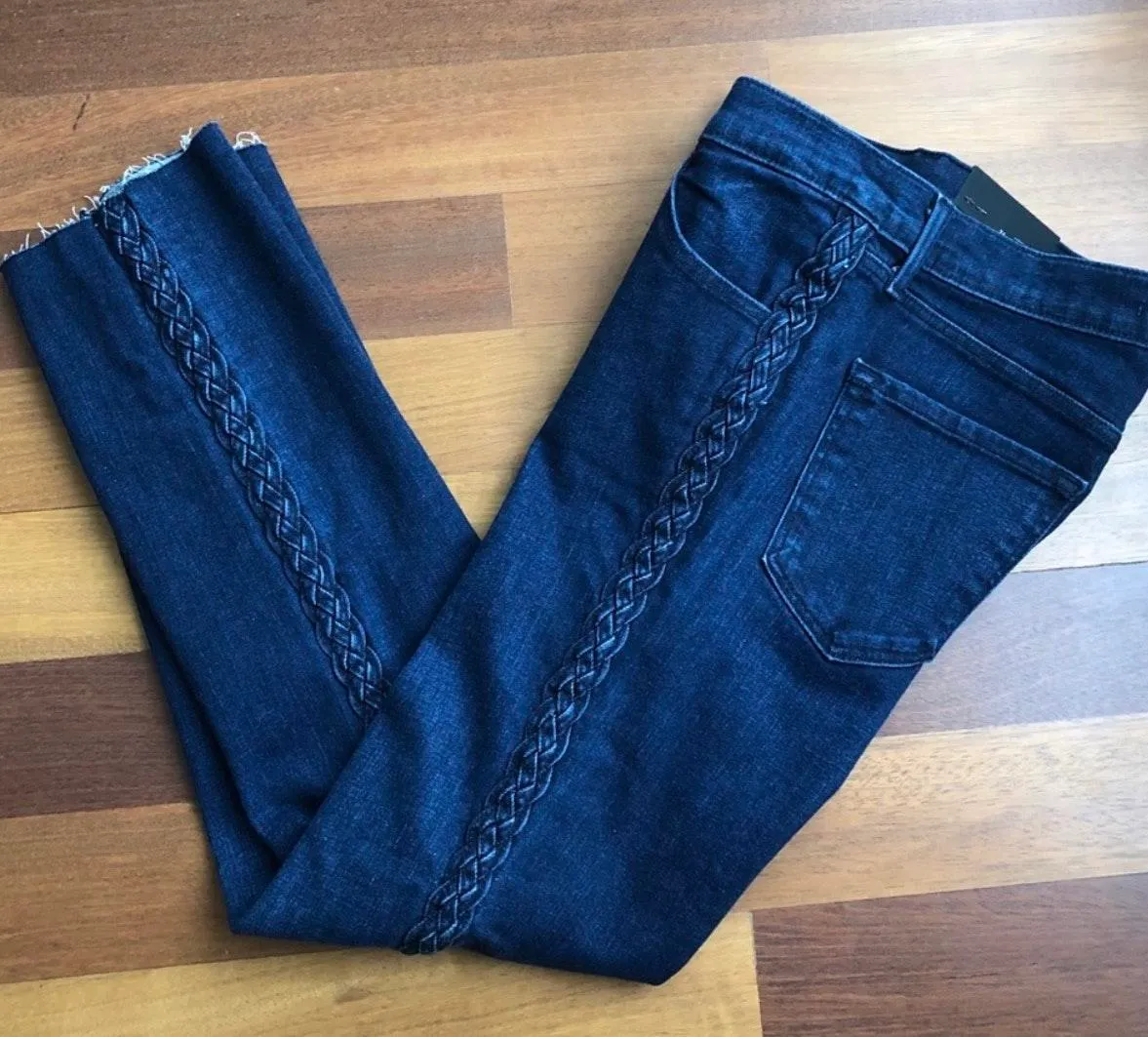 NWT  Ruby Cigarette Crop Jean - Image 5