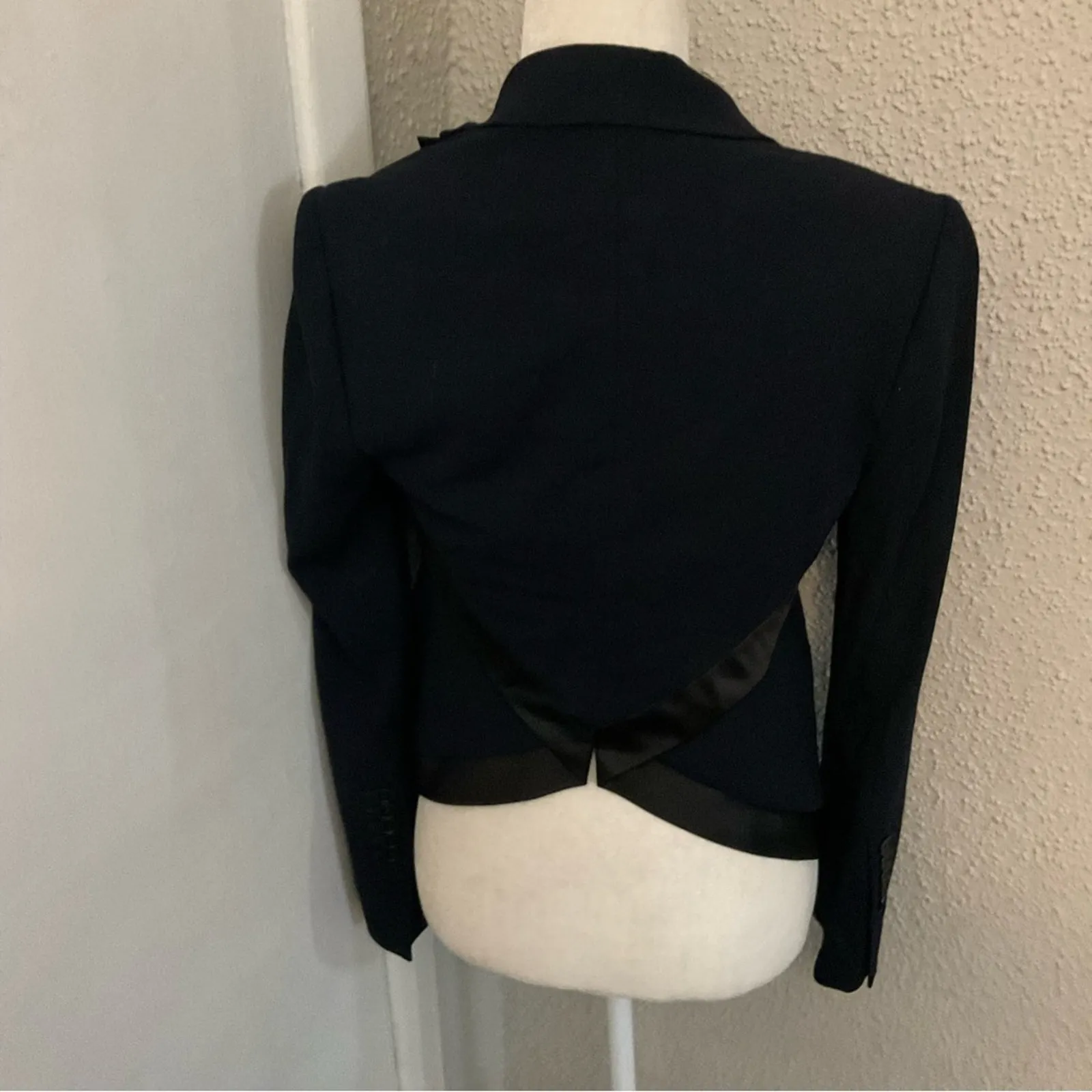 BCBGMaxAzria Navy/Black Tuxedo Wool Jacket XS Holiday Retrogirl Glam Menswear - Image 4