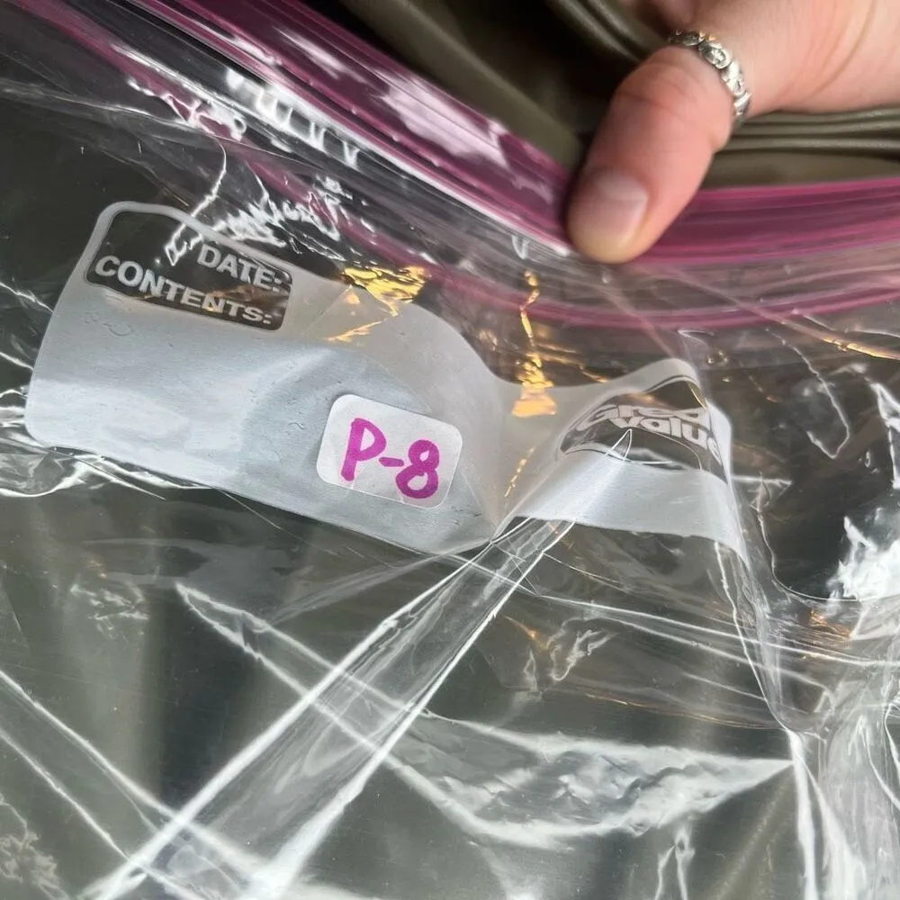 Abercrombie & Fitch | women faux leather 90’s relaxed highrise - Image 4