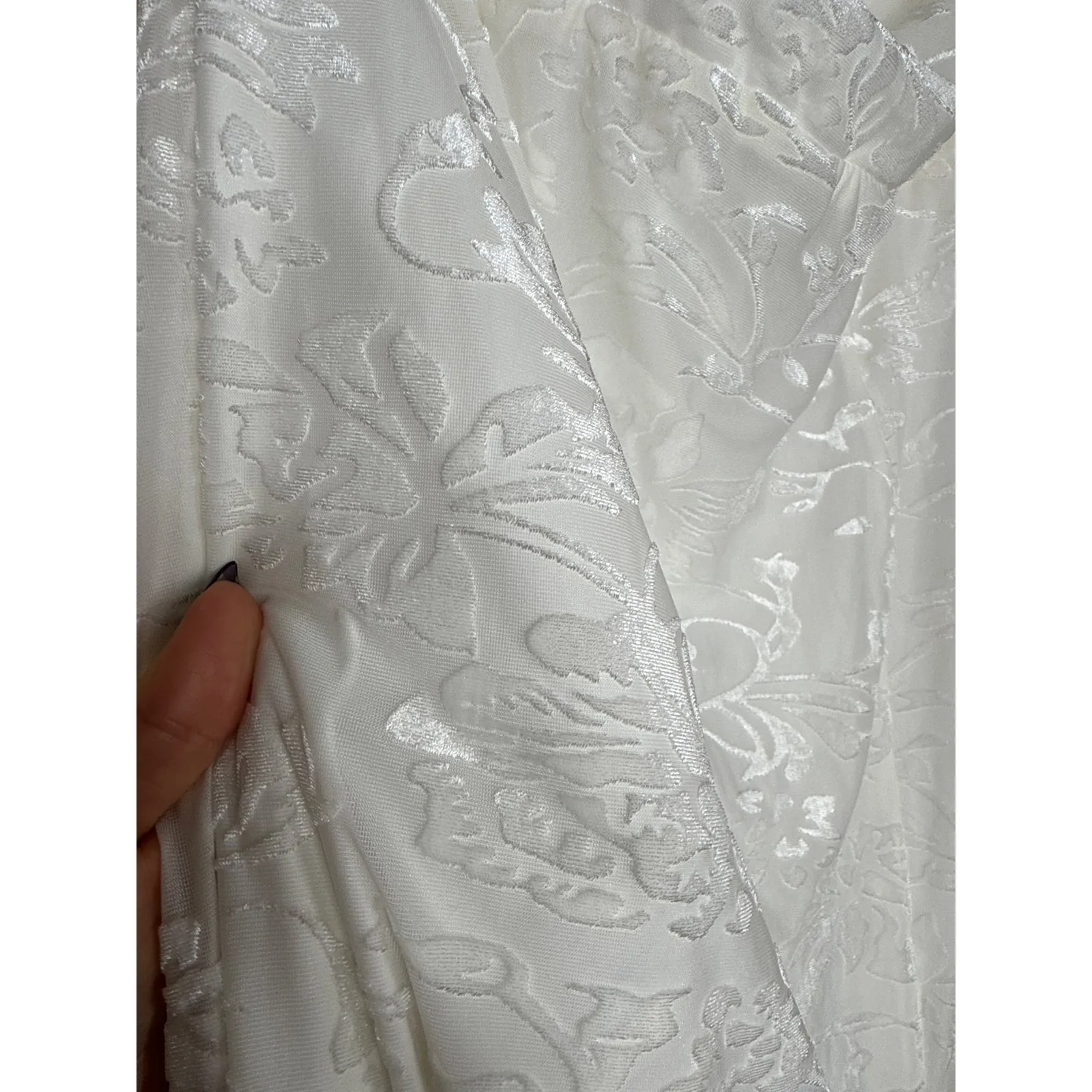 NWT Lulus Exquisite White Velvet Burnout Strapless Maxi Dress Wedding Bride Sz L - Image 6