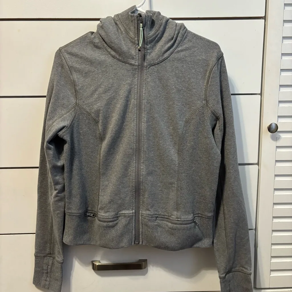 Lululemon Throw Me Over Hoodie
Vintage Sports Grey - Image 3