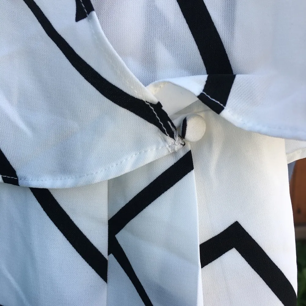 Adelyn Rae sheath dress with back straps - Image 6