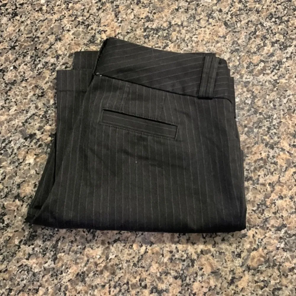 BR - Banana Republic Martin Fit Charcoal Gray Stripe Pants Size 8 EUC #4438 - Image 6