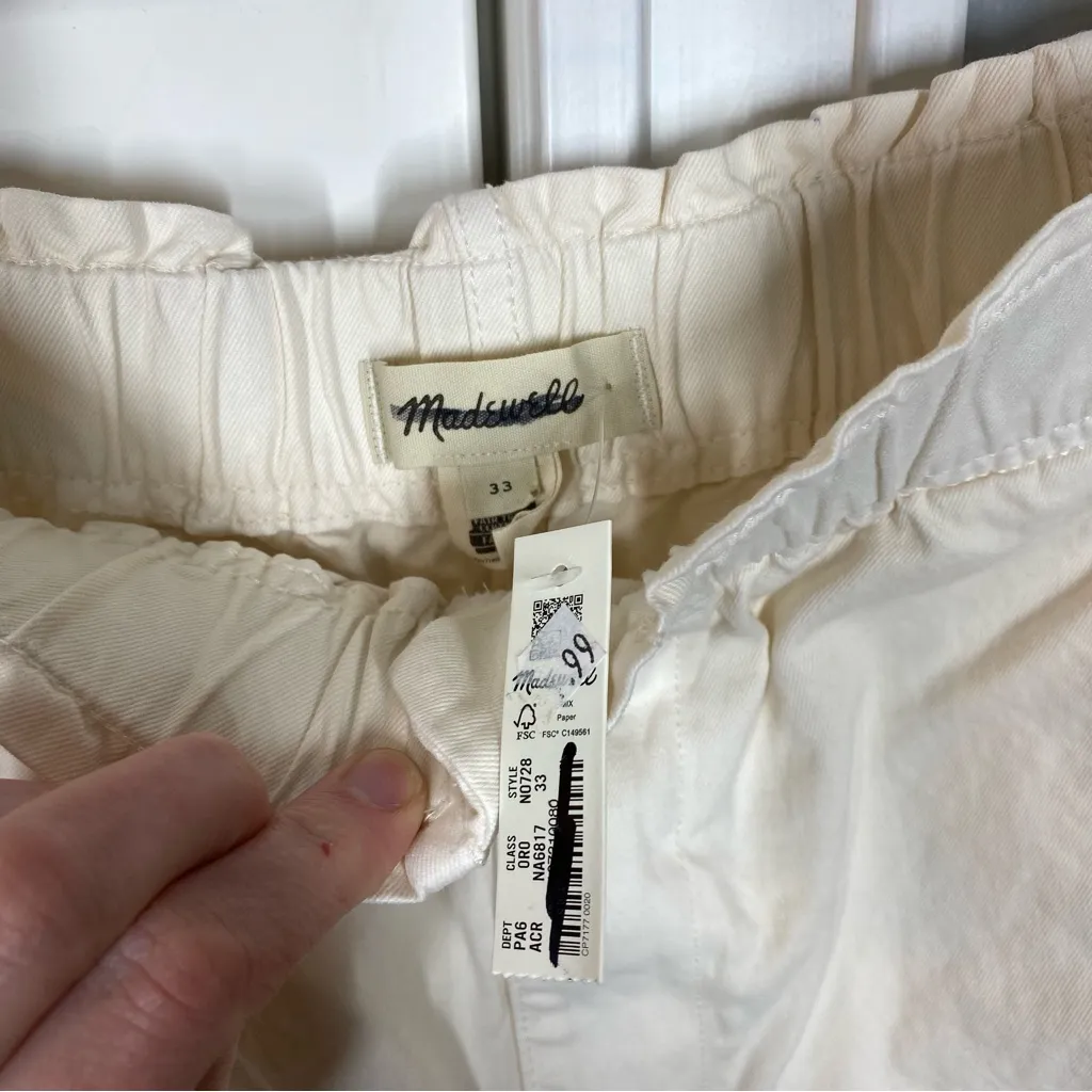NWT Madewell Pull-On Paperbag Shorts: Garment-Dyed Edition In Antique Cream‎ 33 - Image 4