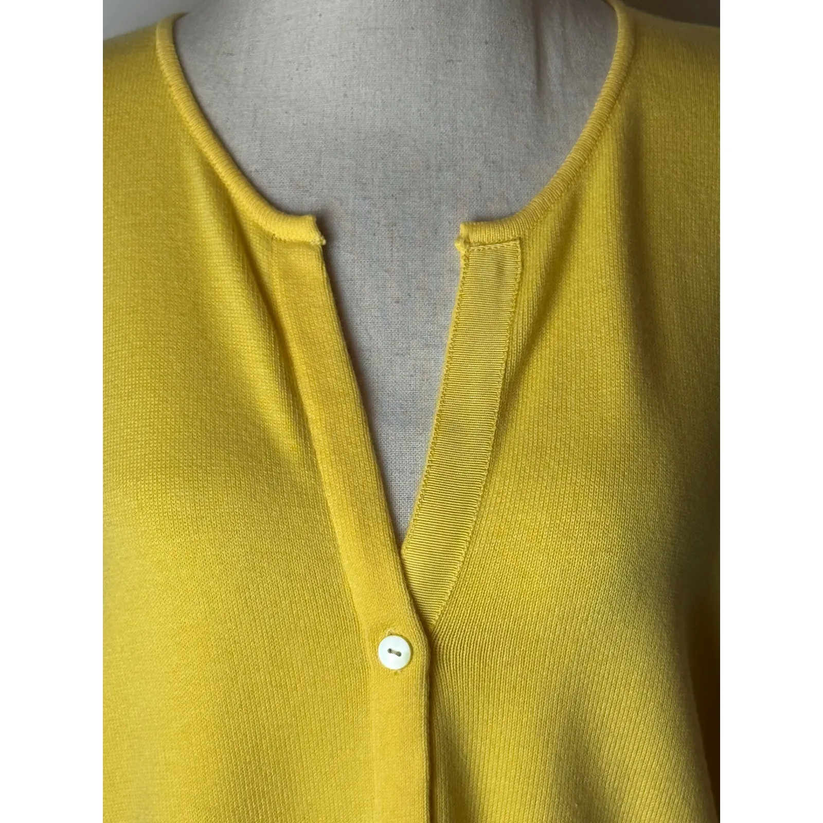 Foxcroft Sweater Women Large Yellow Cotton Blend Knit Cardigan Preppy Classic‎ - Image 6