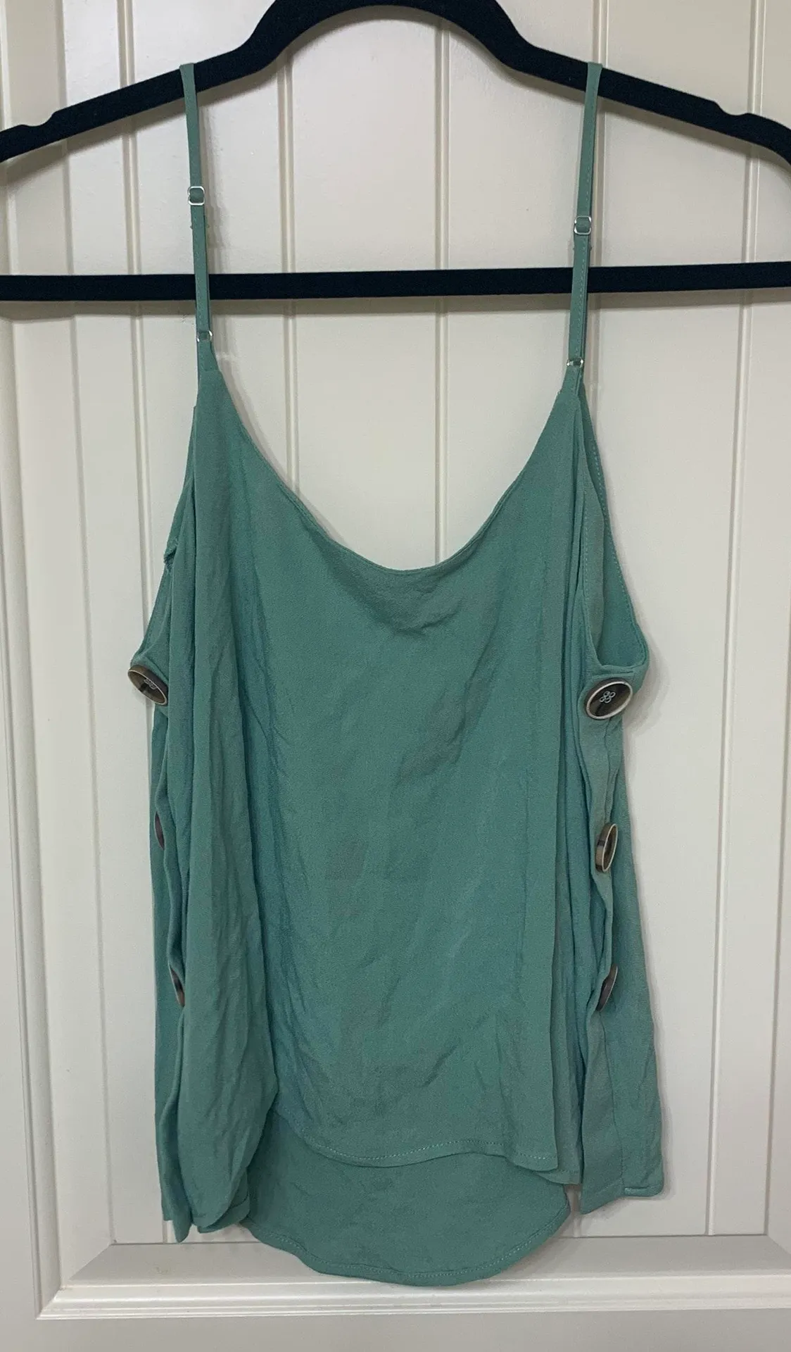 June and Hudson  Button Tank  - Image 2