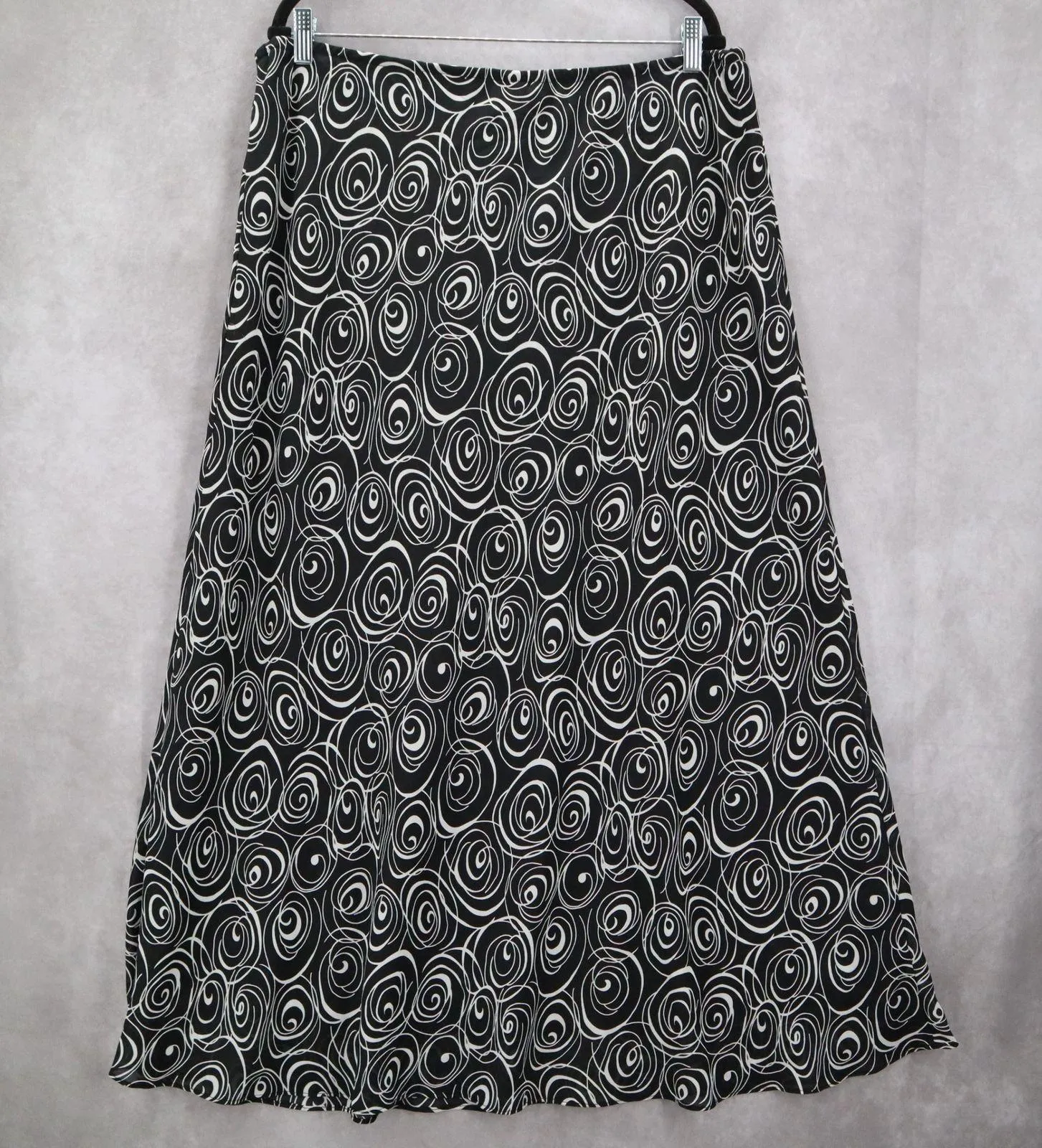JBS Ltd Black Geometric Swirl Beach Long Flare Maxi Pull On Skirt Plus 20W - Image 2