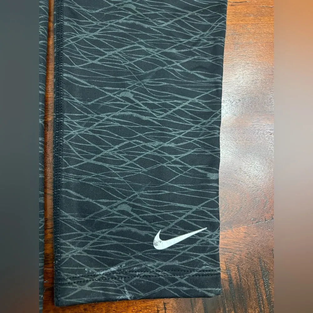 Nike Pro Combat Dri-Fit Compression Leggings Women’s Large – Black Gray Print - Image 4