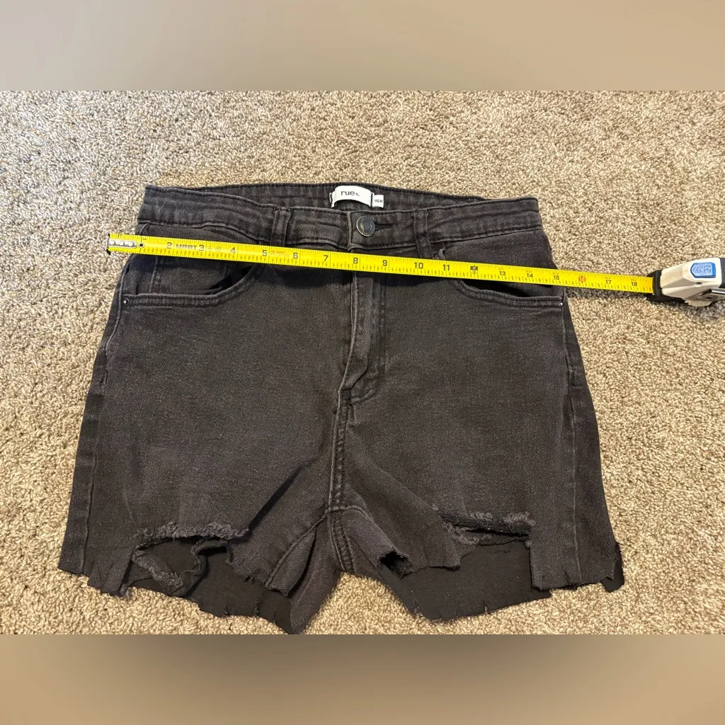 (Rue 21+) Black Denim Jean Shorts: Size 16W - Image 3