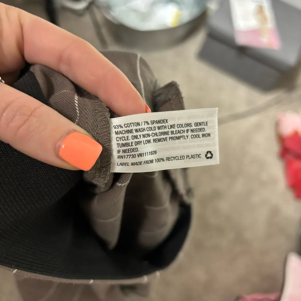 Women’s a new day Grey/Brown Plaid Dress Skinny Dress Pants size 4 - Image 3