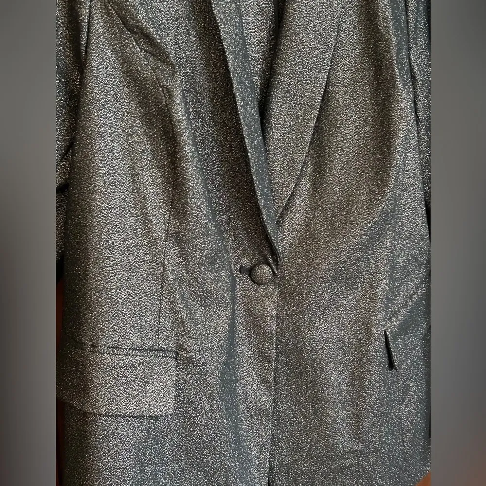 Lane Bryant Sparkly Blazer, Item # 358476, Black & Gold Occasion Jacket, size 18 - Image 11