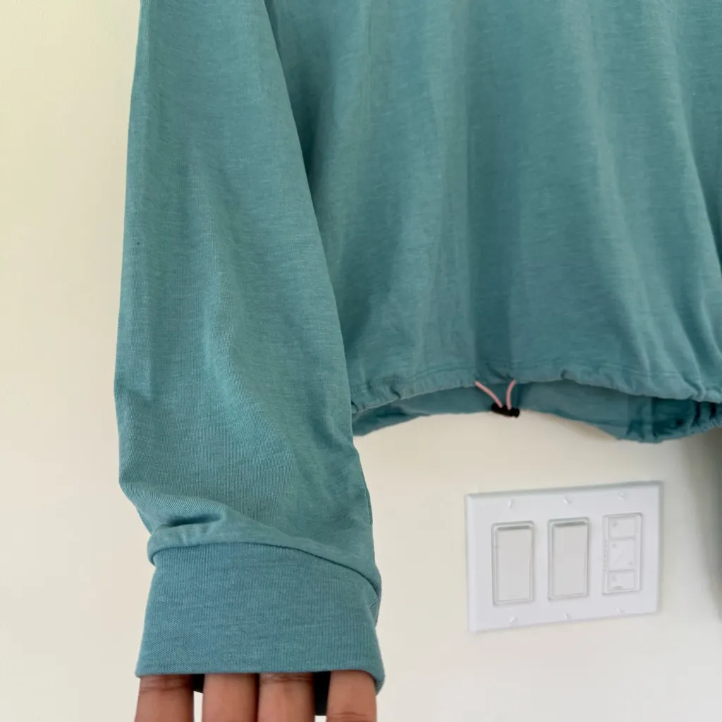 Urban Outfitters UO Dreaming Mind Bubble Hem Long-Sleeve Tee NWT Size S - Image 8