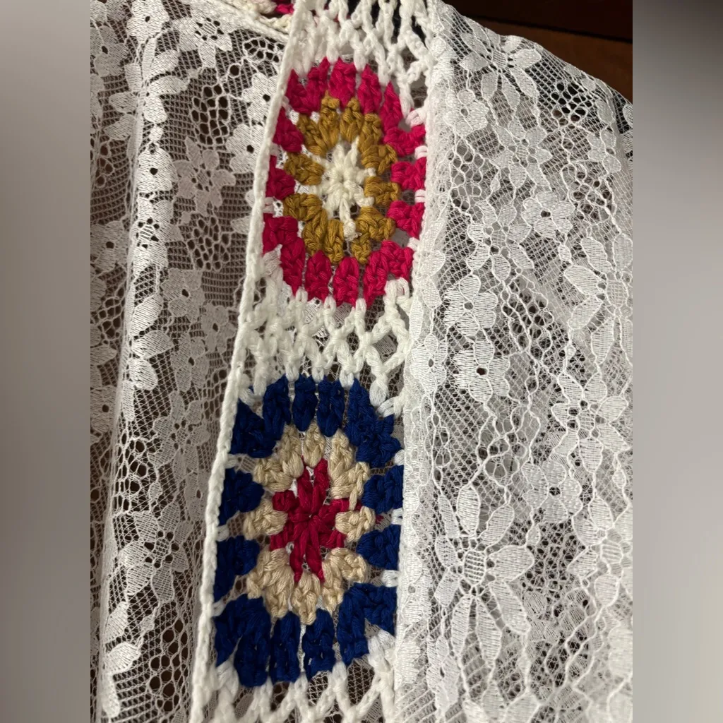 New White Lace Kimono Cover - Image 4