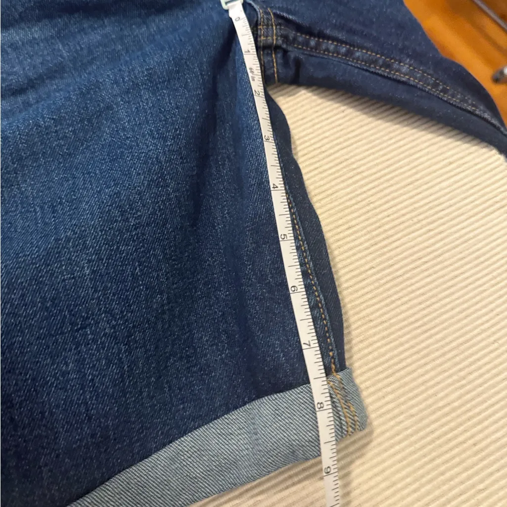 Old Navy Women's Blue Jean Shorts 12 - Image 4