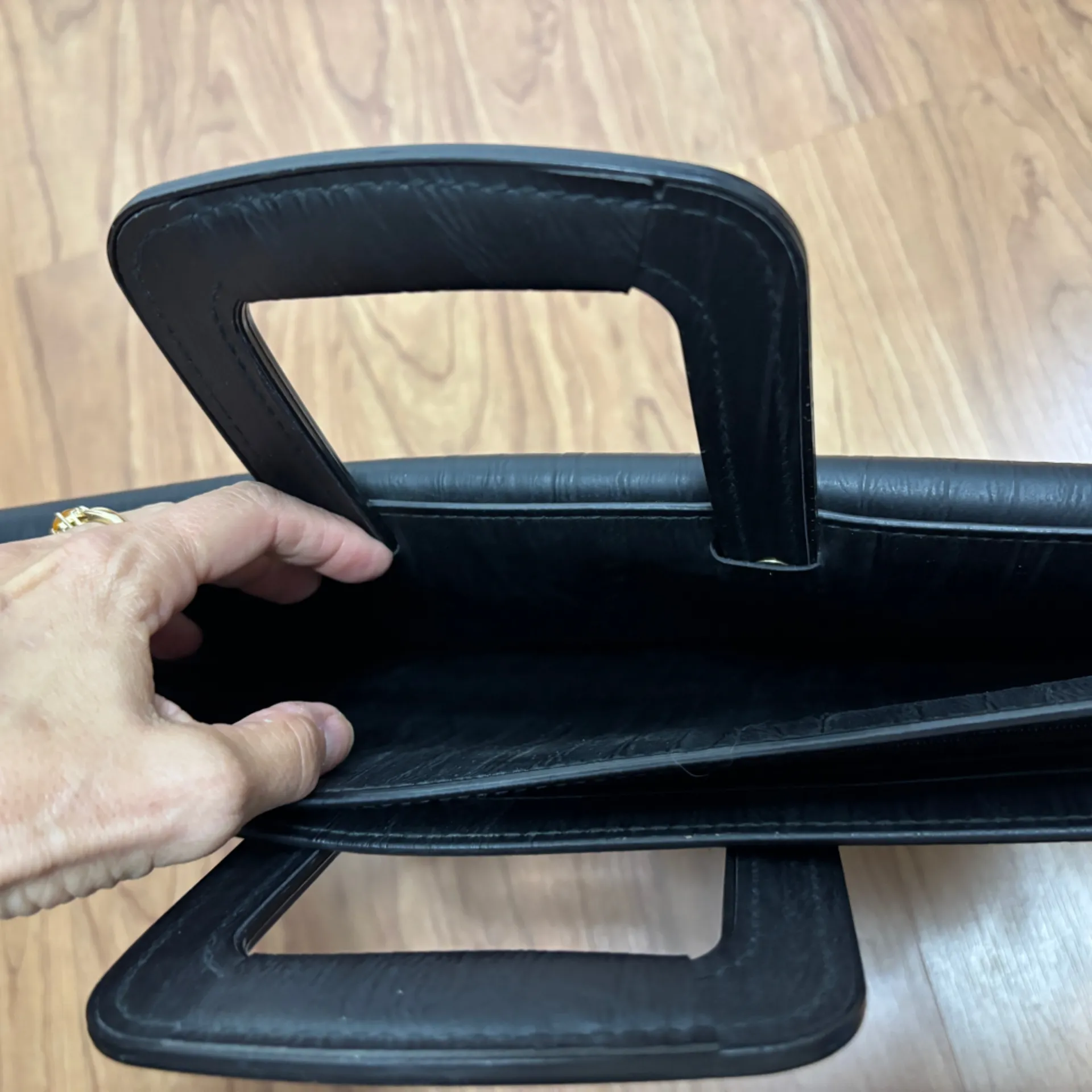 Retro Black Laptop bag Retractable Handles 4 Pocket Zipper and Snap Closures - Image 7