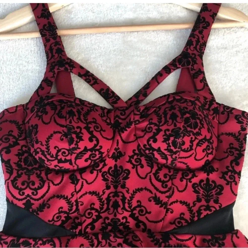 Material Girl Red & Black Damask Strappy Peplum Cocktail Party Dress Size Medium - Image 4