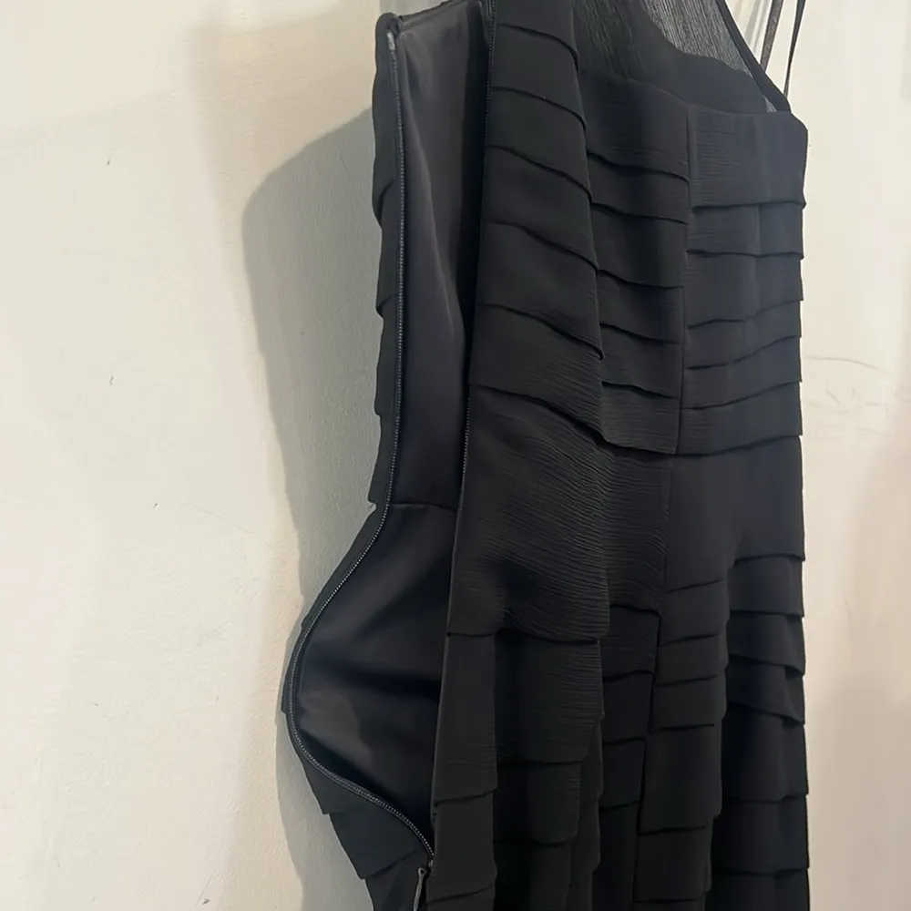 Max and Cleo one shoulder dress !! Layered look !!! Worn once size 2 - Image 7