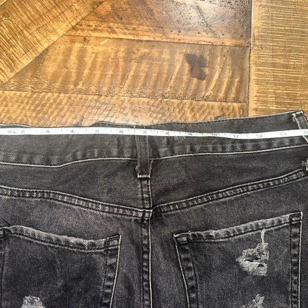 Forever 21 Black Straight Leg Distressed Jeans - Image 4