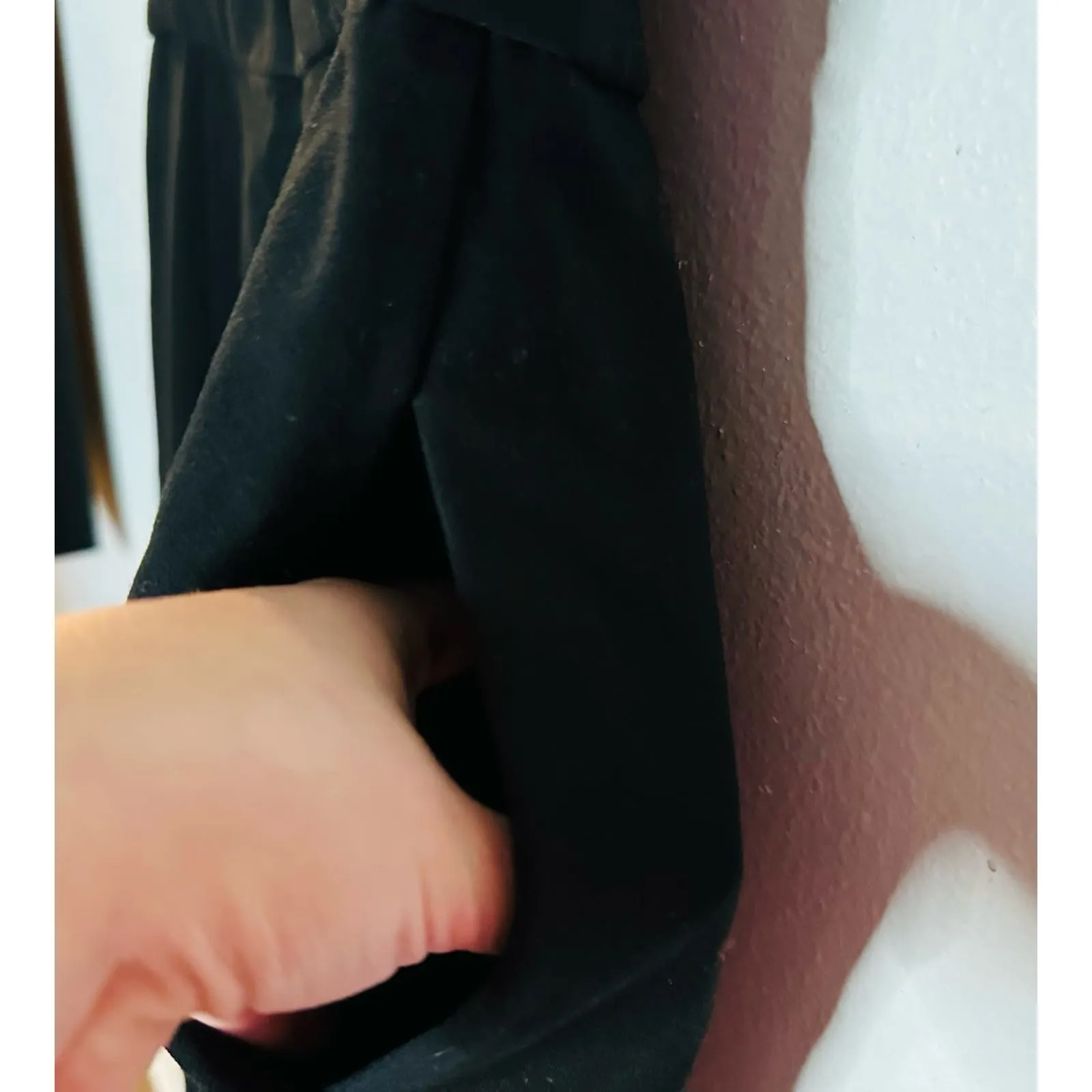 Black Halo Women's Silk Black Top Skinny Fitted Pockets Jumpsuit Size 2 - Image 10