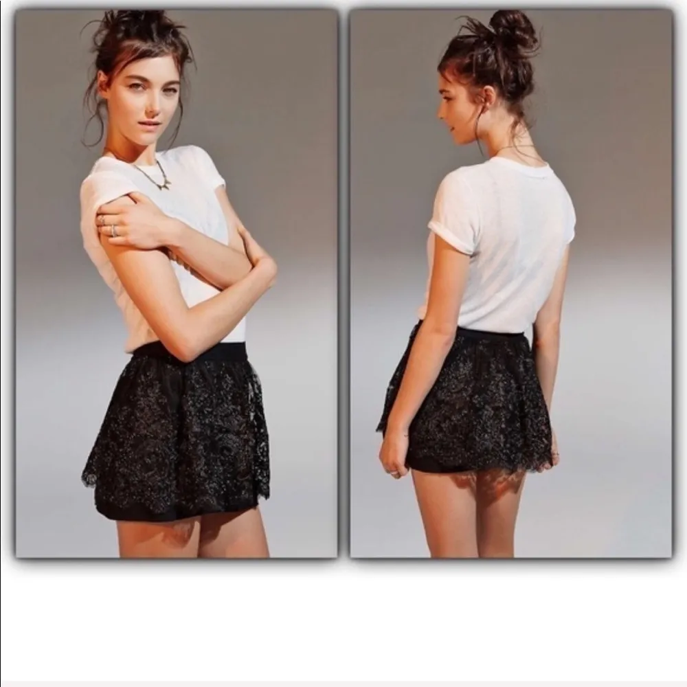 Urban Outfitters Kimchi Blue lace Lolly Party Skirt size 6 - Image 2