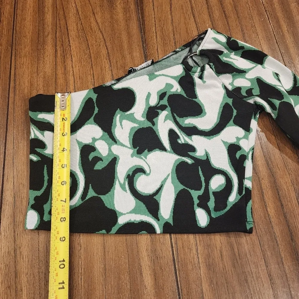 Zara Jacquard Assymetrical One shoulder Sleeve retro Green black top nwt medium - Image 5