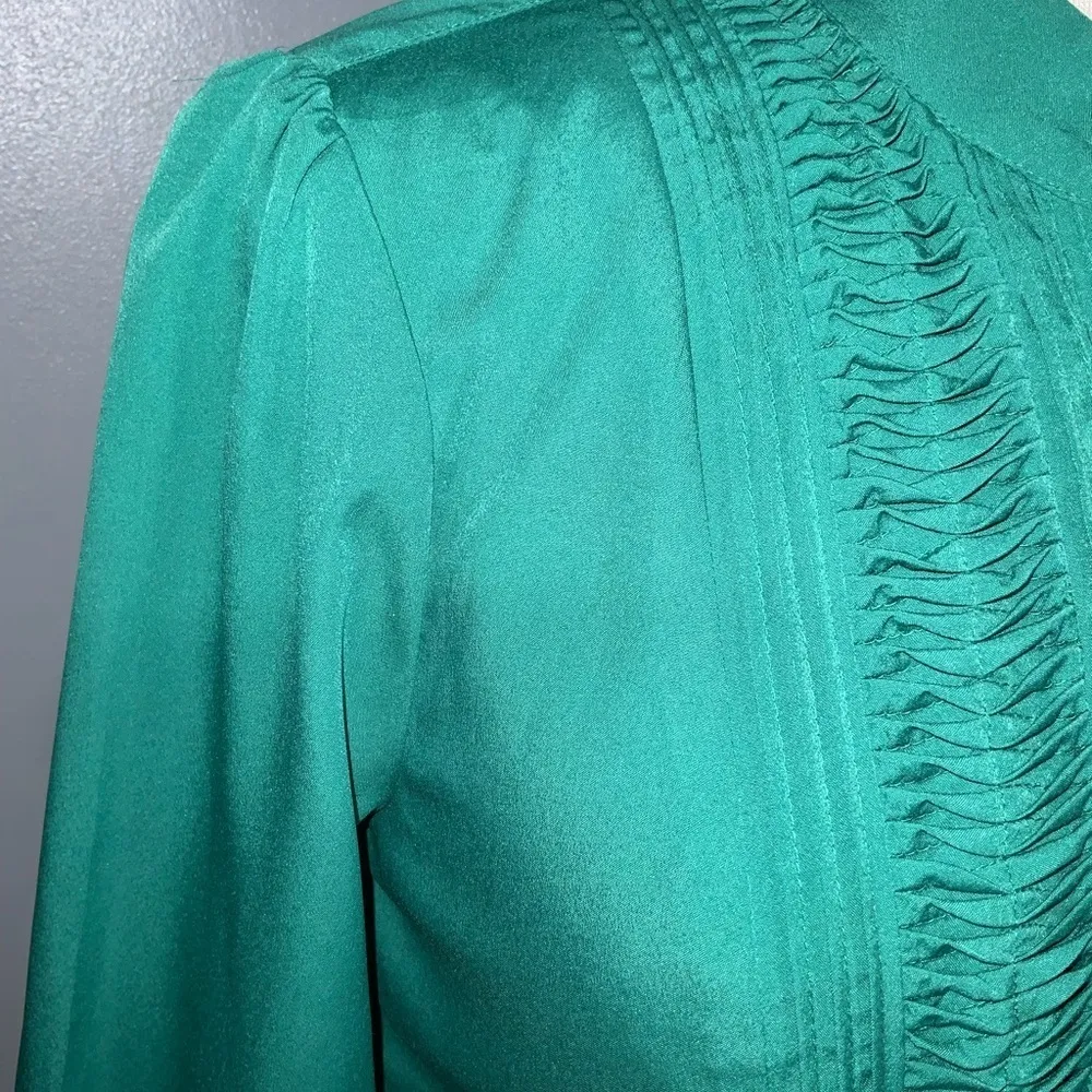 Banana Republic Green Satin Button Front 3/4 Sleeve Pleat V Neck Smock Blouse M - Image 8