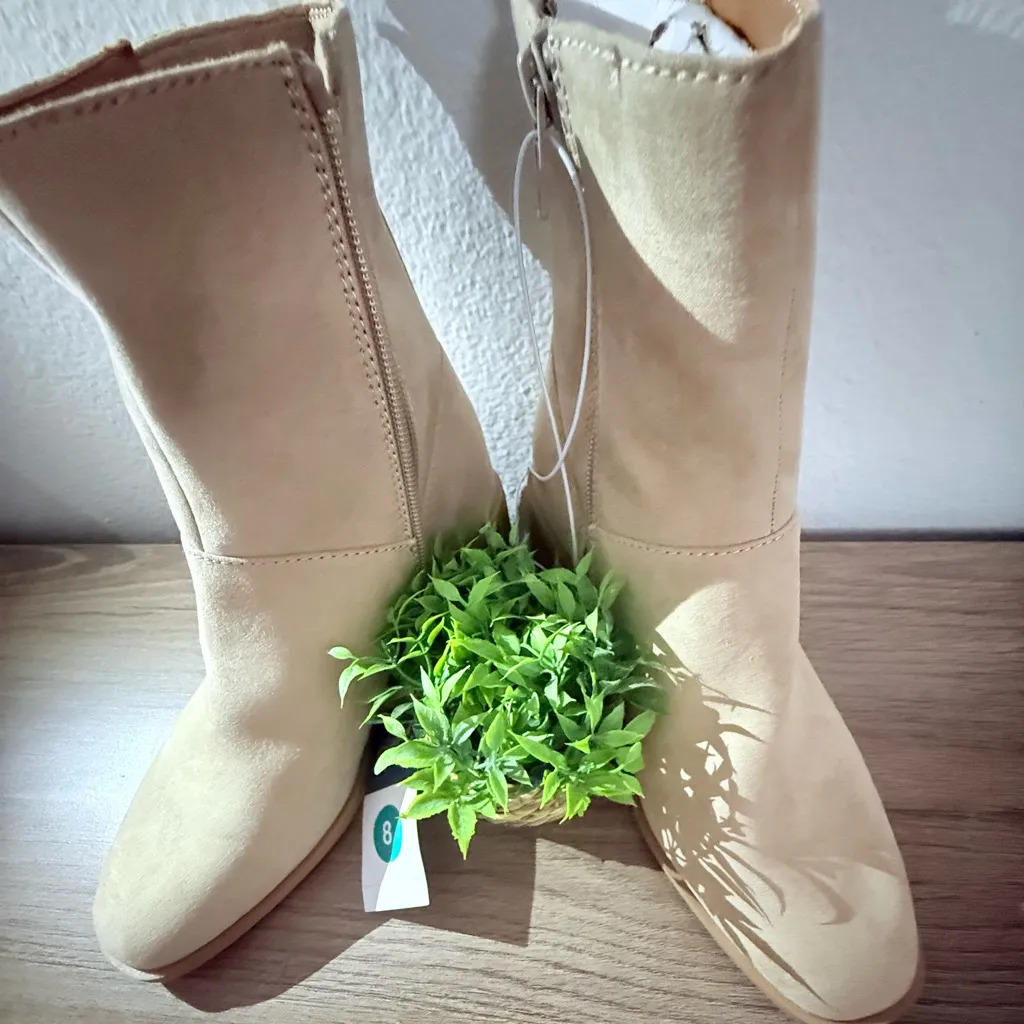 Universal Threads Universal Thread Beige Ankle Booties - Image 3