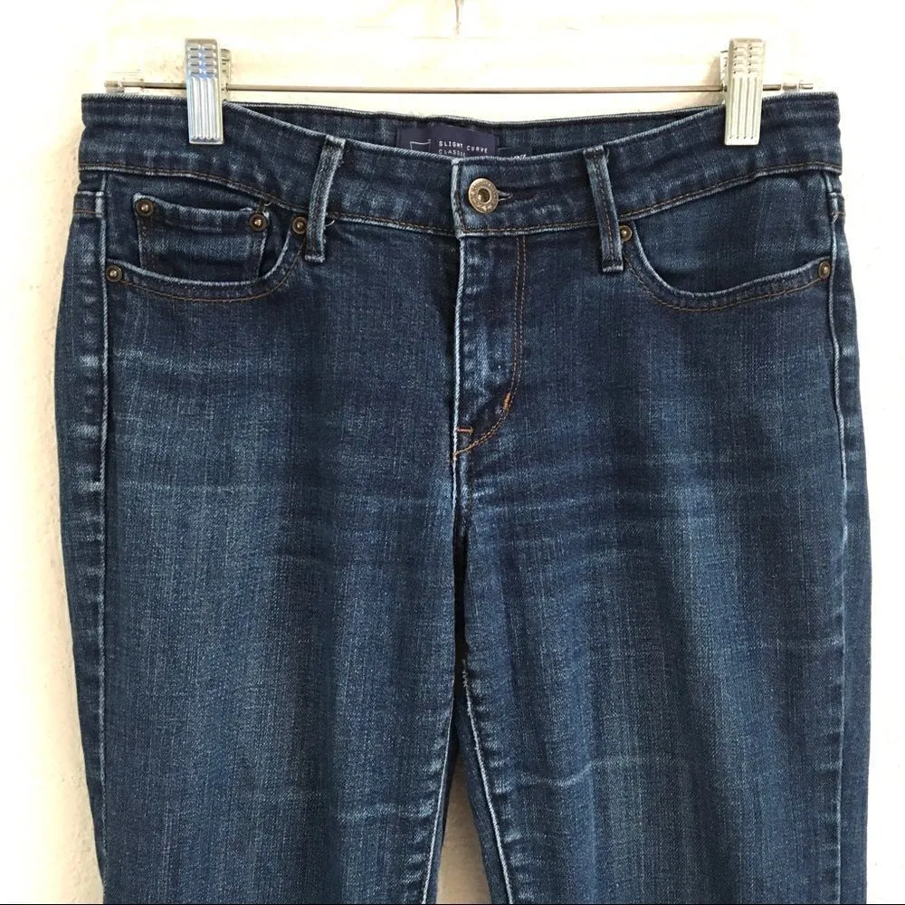 Levi’s curve classic boot cut denim jeans 4/27 - Image 2