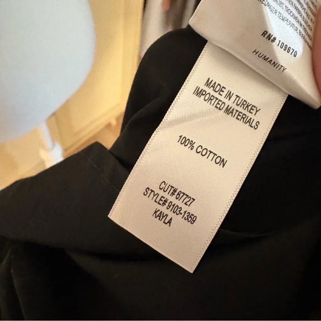 CITIZENS OF HUMANITY Kayla Button Down Short In Black Cotton Poplin Size Large - Image 9