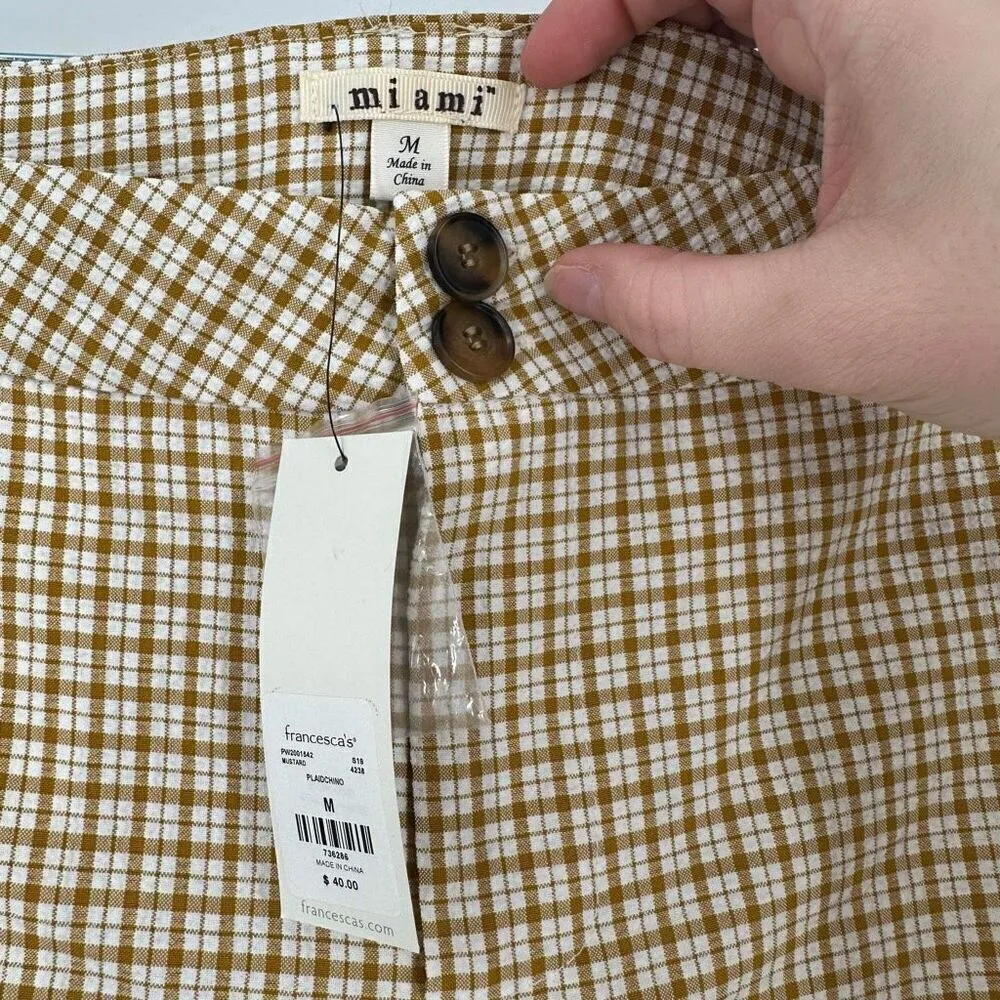 NWT‎ Francesca’s Miami Plat Front Font hi rise Medium Cream & Tan 3.5” inseam - Image 3