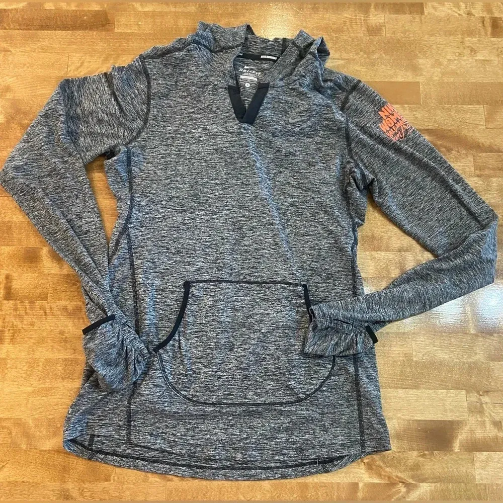 NIKE Women’s Dri-Fit Long Sleeve Hooded‎ SF Half Marathon Athletic Shirt Grey S - Image 3