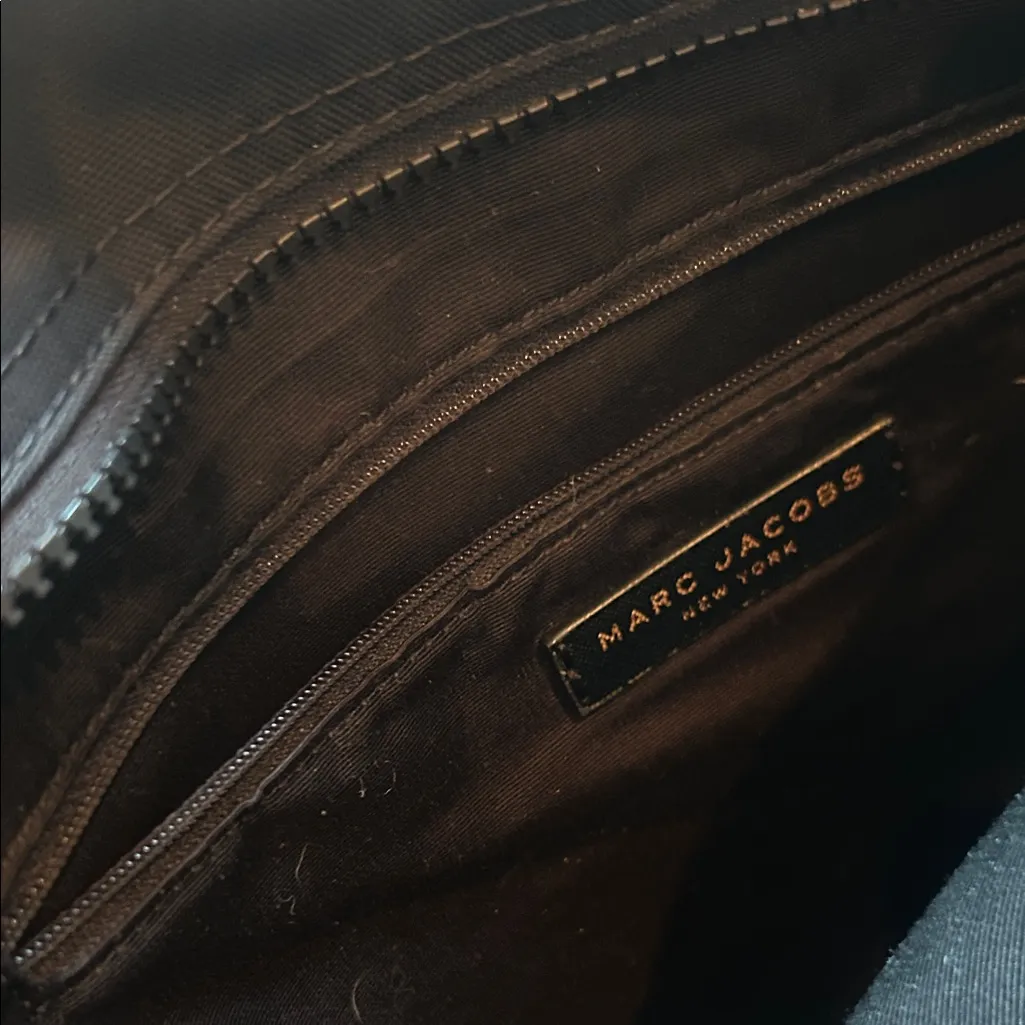 Marc Jacob’s New York Black Shoulder Tote Bag - Image 7