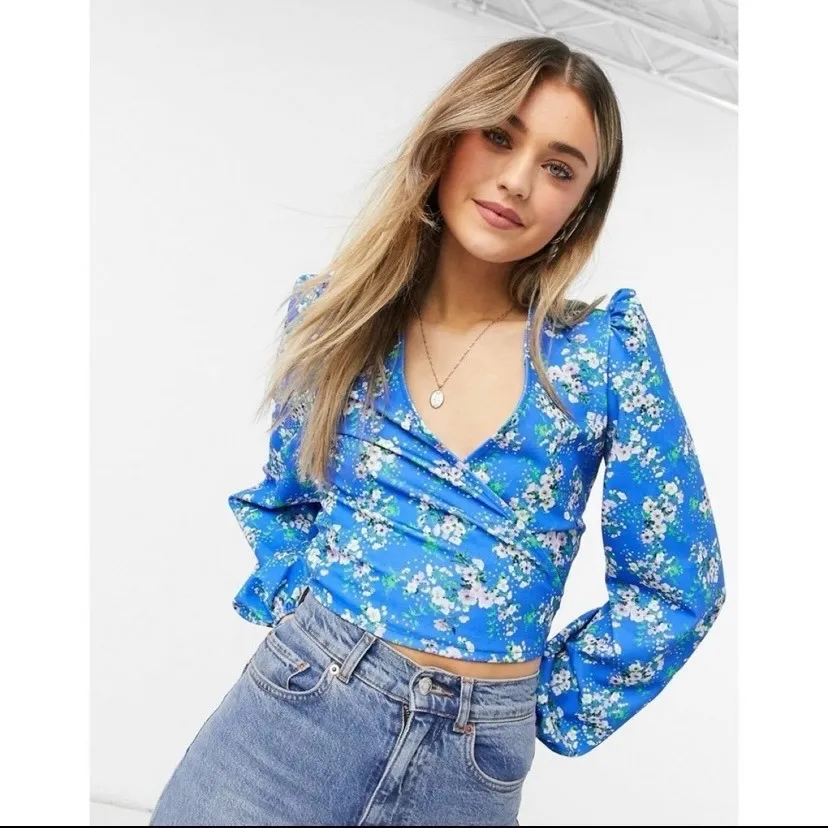 ASOS DESIGN wrap top w/ long volume sleeve in ditsy print blue floral US 2 - Image 3