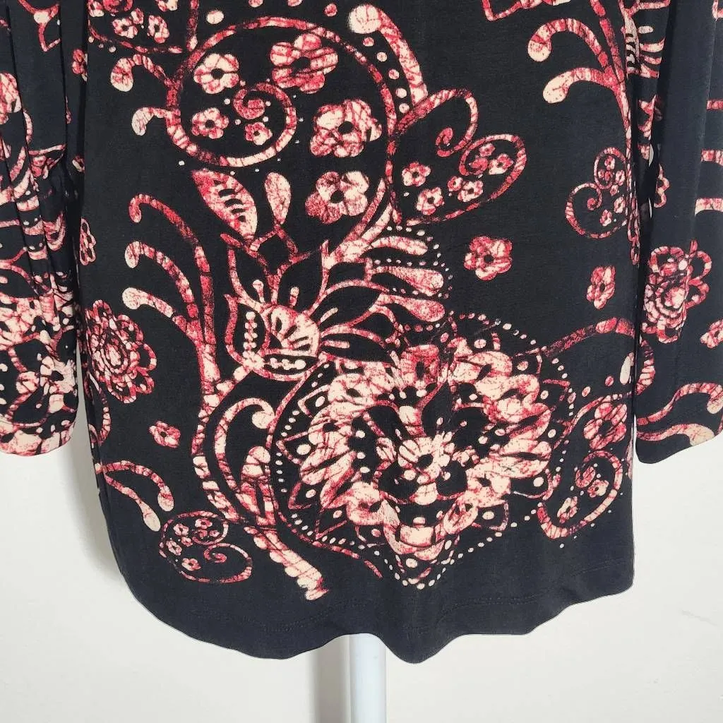 Chico's Travelers Black Floral Top Size XL Red and Black Floral Top - Image 6