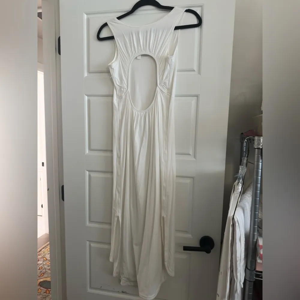 Lululemon Pima Cotton Open Back Dress Size 4 - Image 3