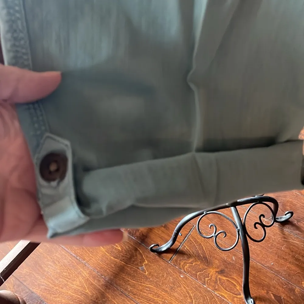 🤗🤗🤗BOGOHO 🤗🤗🤗Pull On Capris - Image 4