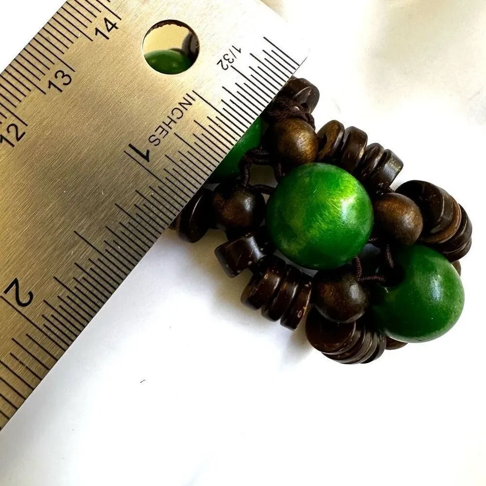 Greenwood beaded coconut shell stretchy bracelet Green - Image 5