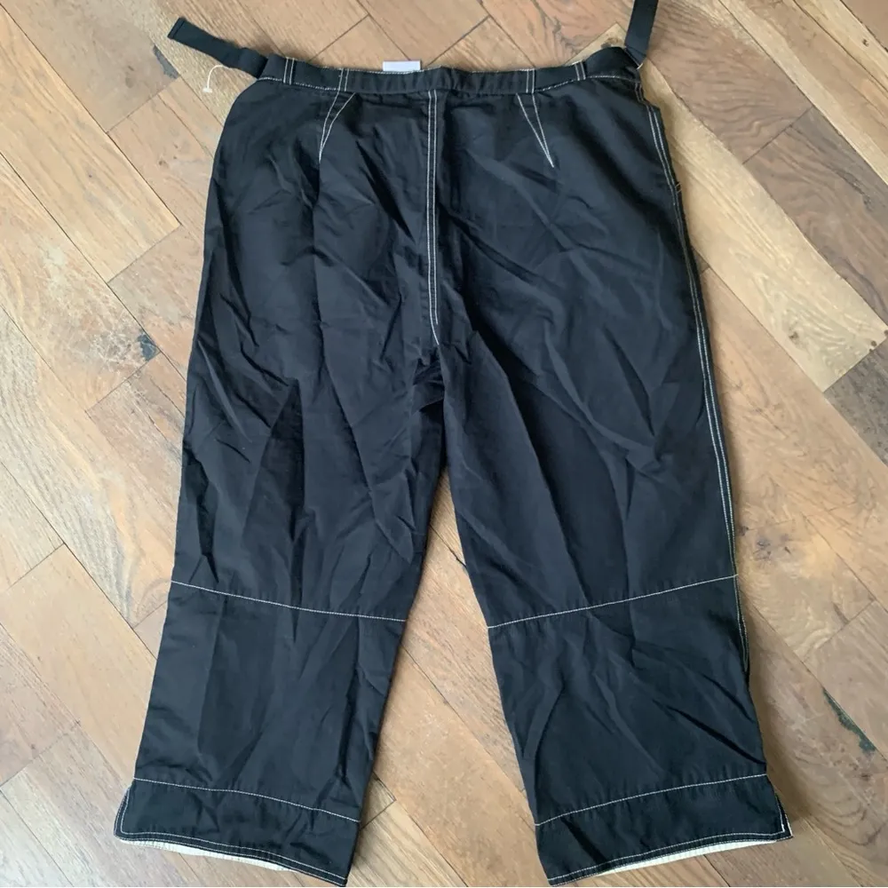 Nike Athletic Black Capri Cropped pants Size Medium - Image 5