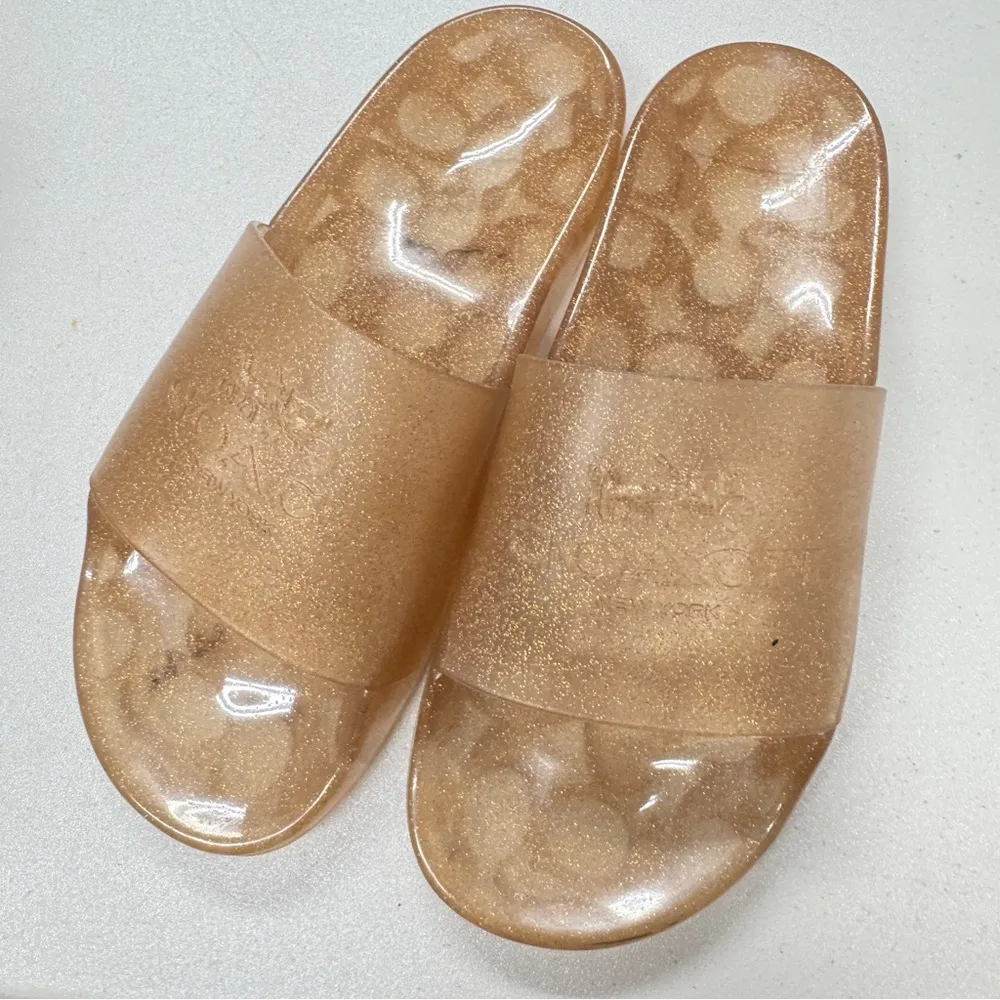 Coach Pink Champagne Jelly Slides Women’s 5 Flat Sandals Beach Pool Vacation - Image 7