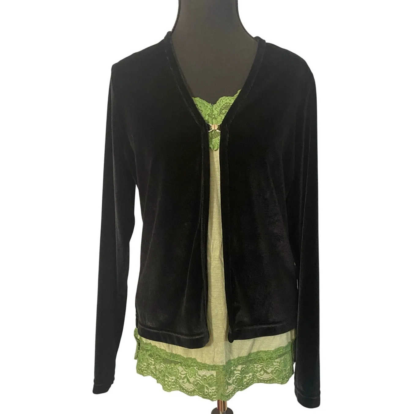 Y2K Black Velvet Hook Front Cardigan Top Juniors 11/13 Goth Alt Dark Romanti - Image 2