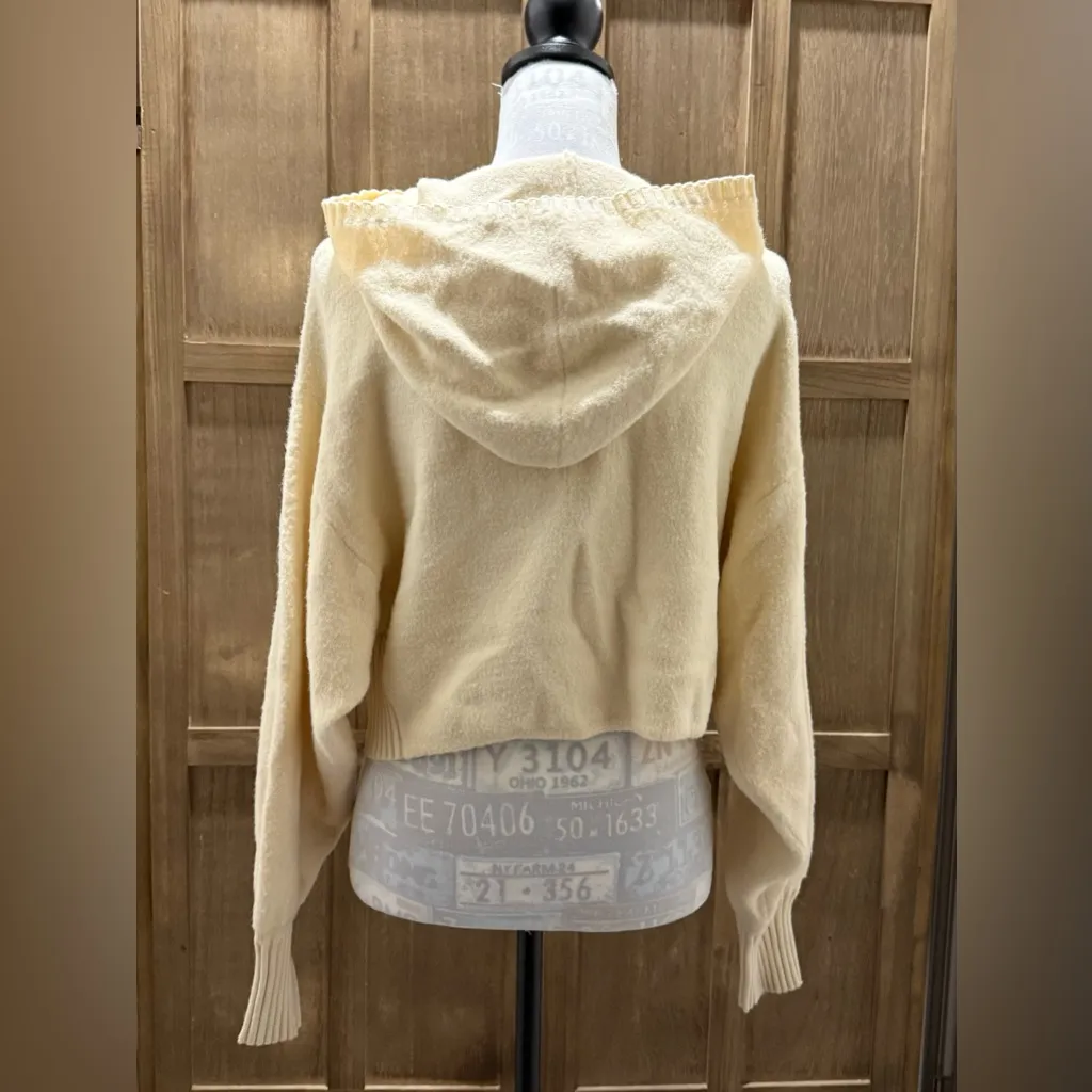 Kerisma Cream Crop Hoodie Sweater. - Image 3